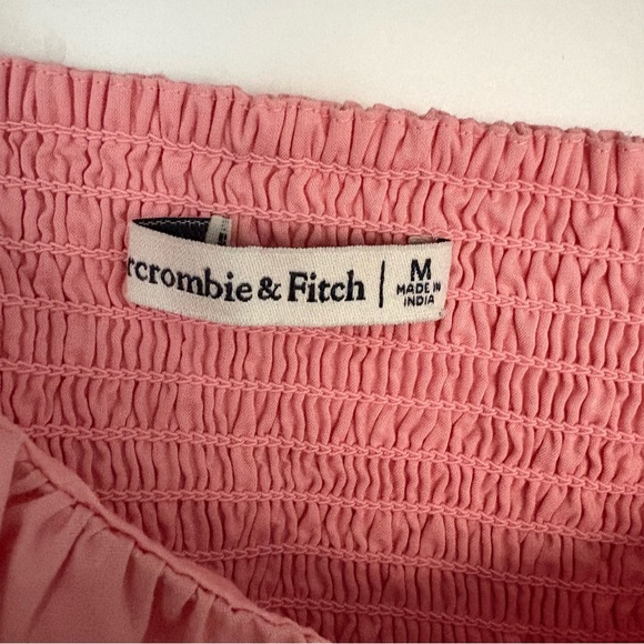 Abercrombie Flutter Sleeve Ruffle Blouse Pink Size Medium - Picture 4 of 5